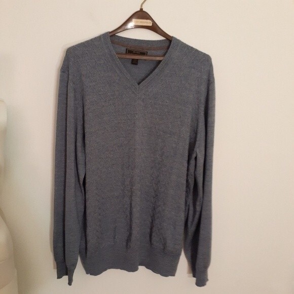 Jos. A Bank soft blue gray Merino wool sweater mens xl XXL v neck Joseph a bank - Picture 1 of 6